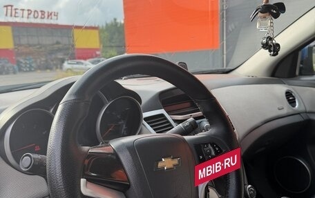 Chevrolet Cruze II, 2010 год, 370 000 рублей, 5 фотография