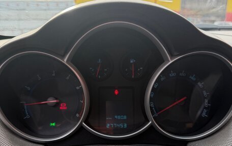 Chevrolet Cruze II, 2010 год, 370 000 рублей, 24 фотография