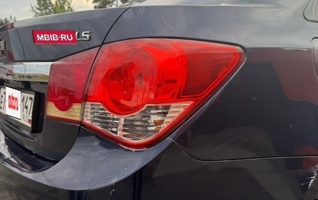 Chevrolet Cruze II, 2010 год, 370 000 рублей, 18 фотография