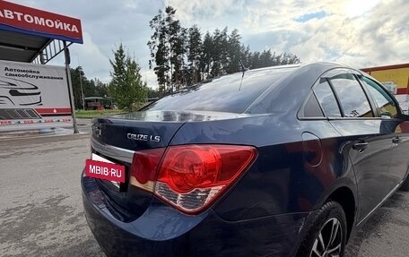 Chevrolet Cruze II, 2010 год, 370 000 рублей, 35 фотография