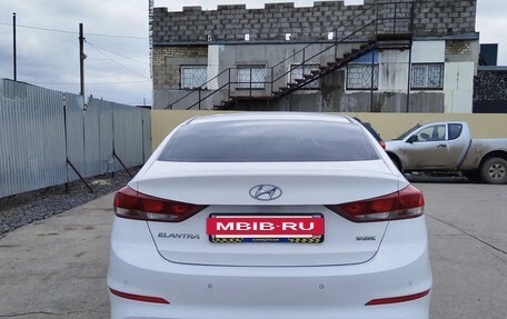 Hyundai Elantra VI рестайлинг, 2016 год, 1 120 000 рублей, 2 фотография