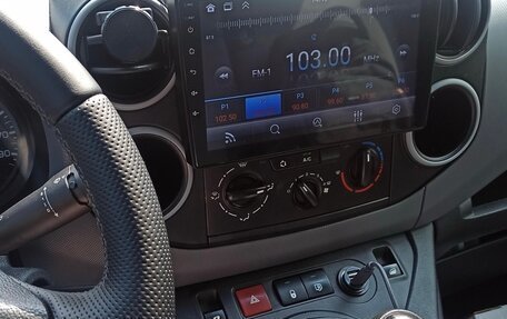 Peugeot Partner II рестайлинг 2, 2014 год, 650 000 рублей, 4 фотография