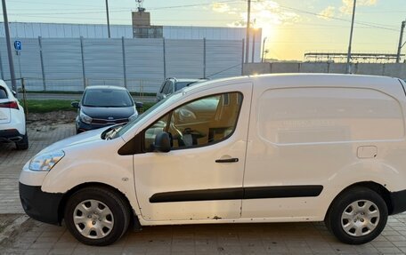Peugeot Partner II рестайлинг 2, 2014 год, 650 000 рублей, 2 фотография
