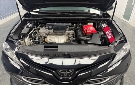 Toyota Camry, 2018 год, 2 400 000 рублей, 13 фотография