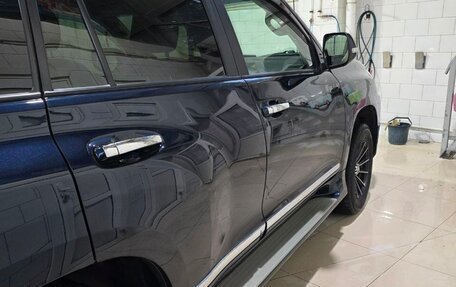 Toyota Land Cruiser Prado 150 рестайлинг 2, 2018 год, 5 300 000 рублей, 2 фотография