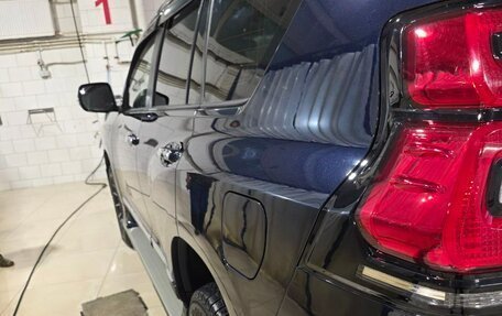 Toyota Land Cruiser Prado 150 рестайлинг 2, 2018 год, 5 300 000 рублей, 5 фотография