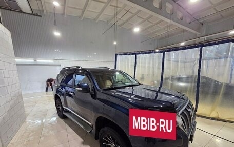 Toyota Land Cruiser Prado 150 рестайлинг 2, 2018 год, 5 300 000 рублей, 15 фотография