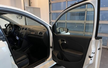 Volkswagen Polo VI (EU Market), 2016 год, 870 000 рублей, 27 фотография