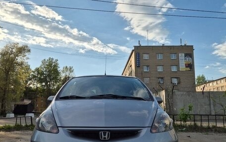 Honda Jazz I рестайлинг, 2005 год, 380 000 рублей, 5 фотография