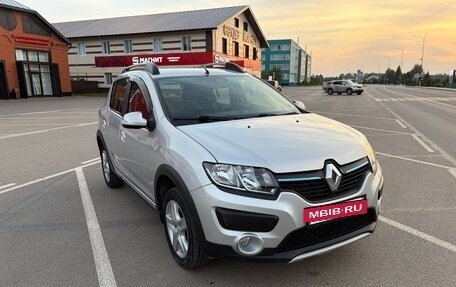 Renault Sandero II рестайлинг, 2015 год, 960 000 рублей, 2 фотография