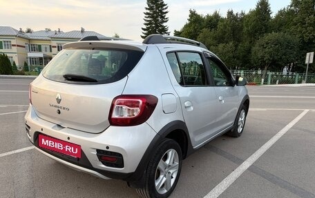 Renault Sandero II рестайлинг, 2015 год, 960 000 рублей, 4 фотография