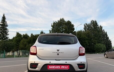 Renault Sandero II рестайлинг, 2015 год, 960 000 рублей, 5 фотография