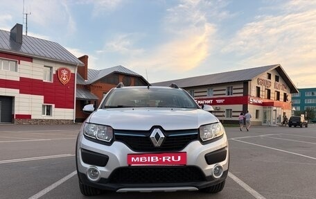 Renault Sandero II рестайлинг, 2015 год, 960 000 рублей, 3 фотография