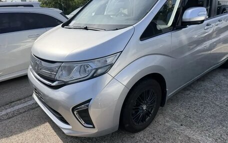 Honda Stepwgn IV, 2015 год, 1 480 000 рублей, 4 фотография