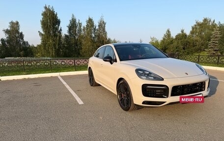 Porsche Cayenne III, 2022 год, 12 000 000 рублей, 2 фотография