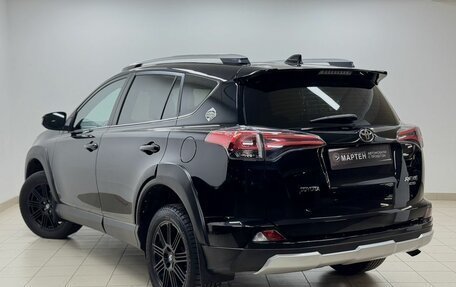 Toyota RAV4, 2018 год, 2 690 000 рублей, 4 фотография