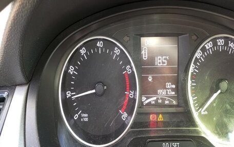 Skoda Rapid I, 2015 год, 640 000 рублей, 8 фотография