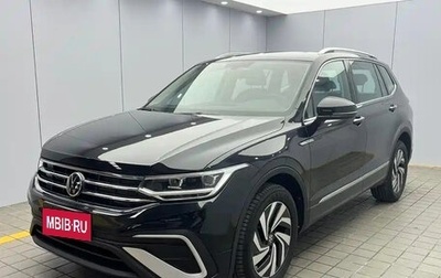 Volkswagen Tiguan II, 2022 год, 1 949 999 рублей, 1 фотография