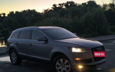 Audi Q7, 2006 год, 940 000 рублей, 2 фотография