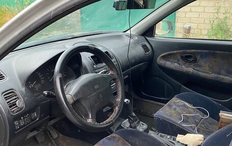 Mitsubishi Carisma I, 1998 год, 200 000 рублей, 5 фотография