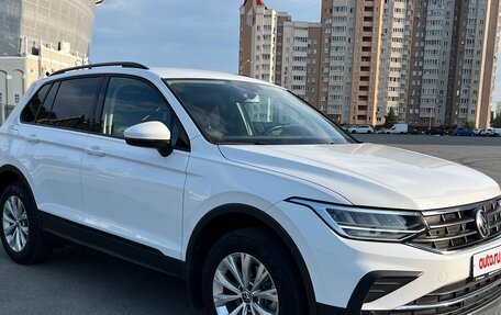 Volkswagen Tiguan II, 2021 год, 2 640 000 рублей, 3 фотография