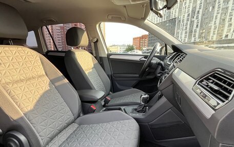 Volkswagen Tiguan II, 2021 год, 2 640 000 рублей, 13 фотография