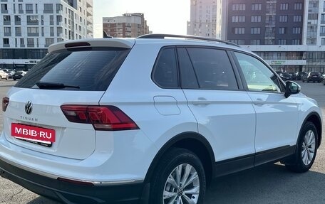 Volkswagen Tiguan II, 2021 год, 2 640 000 рублей, 5 фотография