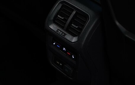 Volkswagen Tiguan II, 2019 год, 2 157 055 рублей, 19 фотография