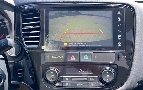 Mitsubishi Outlander III рестайлинг 3, 2022 год, 1 590 000 рублей, 17 фотография