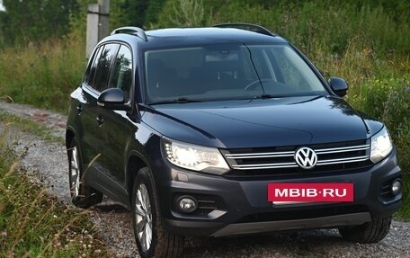 Volkswagen Tiguan I, 2016 год, 1 750 000 рублей, 3 фотография