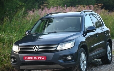 Volkswagen Tiguan I, 2016 год, 1 750 000 рублей, 2 фотография
