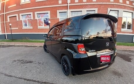 Honda Freed I, 2016 год, 1 450 000 рублей, 6 фотография