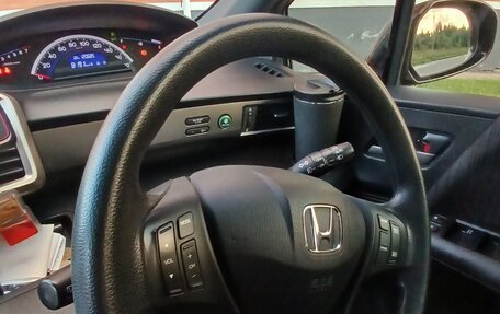 Honda Freed I, 2016 год, 1 450 000 рублей, 10 фотография