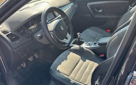 Renault Laguna III рестайлинг, 2009 год, 620 000 рублей, 3 фотография
