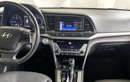 Hyundai Elantra VI рестайлинг, 2017 год, 1 545 000 рублей, 15 фотография