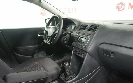 Volkswagen Polo VI (EU Market), 2018 год, 1 065 000 рублей, 10 фотография