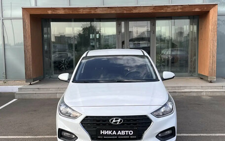 Hyundai Solaris II рестайлинг, 2017 год, 995 000 рублей, 2 фотография