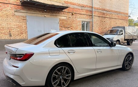 BMW 3 серия, 2019 год, 3 450 000 рублей, 10 фотография
