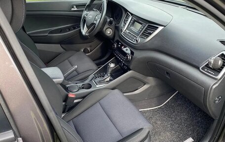 Hyundai Tucson III, 2018 год, 1 750 000 рублей, 10 фотография