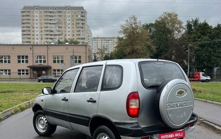 Chevrolet Niva I рестайлинг, 2004 год, 230 000 рублей, 3 фотография