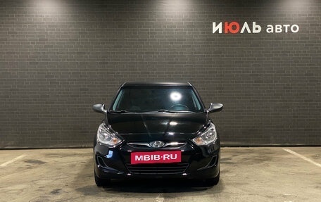 Hyundai Solaris II рестайлинг, 2013 год, 660 000 рублей, 2 фотография