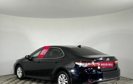 Toyota Camry, 2020 год, 2 090 000 рублей, 7 фотография