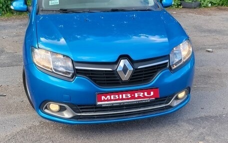 Renault Logan II, 2018 год, 960 000 рублей, 1 фотография