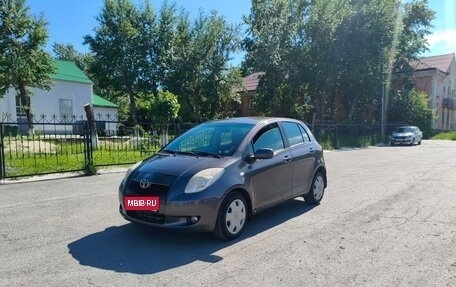Toyota Yaris III рестайлинг, 2008 год, 670 000 рублей, 1 фотография
