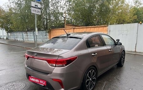 KIA Rio IV, 2018 год, 1 550 000 рублей, 7 фотография