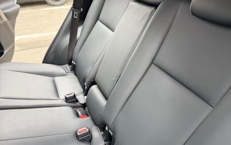 Toyota RAV4, 2017 год, 3 000 000 рублей, 18 фотография