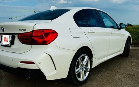 BMW 1 серия, 2021 год, 2 900 000 рублей, 10 фотография