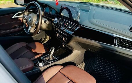 BMW 1 серия, 2021 год, 2 900 000 рублей, 5 фотография