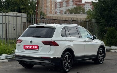 Volkswagen Tiguan II, 2018 год, 2 390 000 рублей, 7 фотография