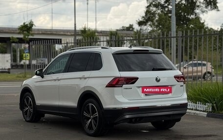 Volkswagen Tiguan II, 2018 год, 2 390 000 рублей, 5 фотография